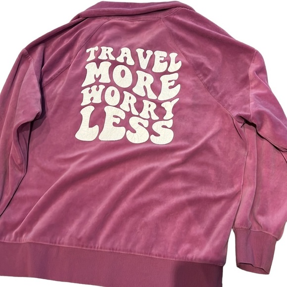 Wild Fable Size L Purple Velour Quarter Zip Graphic Travel Print - Picture 3 of 4